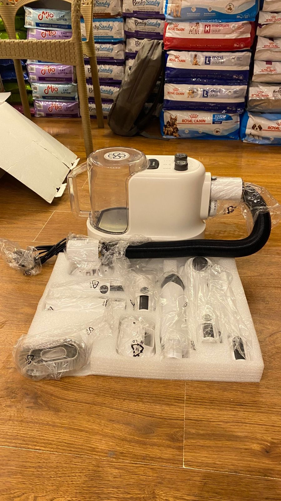3 in 1 grooming kit vacuum, dryer,& clippers