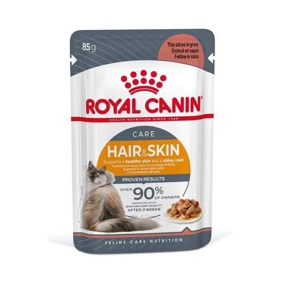 •Royal Canin Hair & Skin Care Wet Cat Food 85g pouch front•Wet cat food gravy for skin and coat support•Royal Canin Hair & Skin wet food in gravy pack